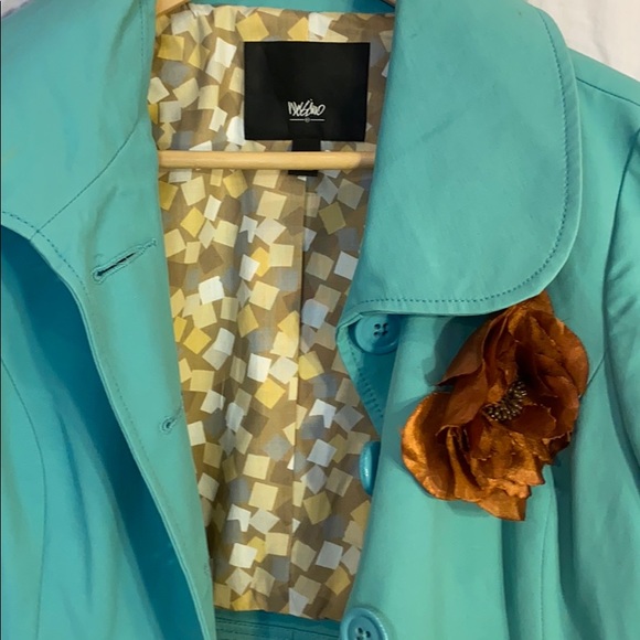 Spring Jacket - Picture 3 of 3